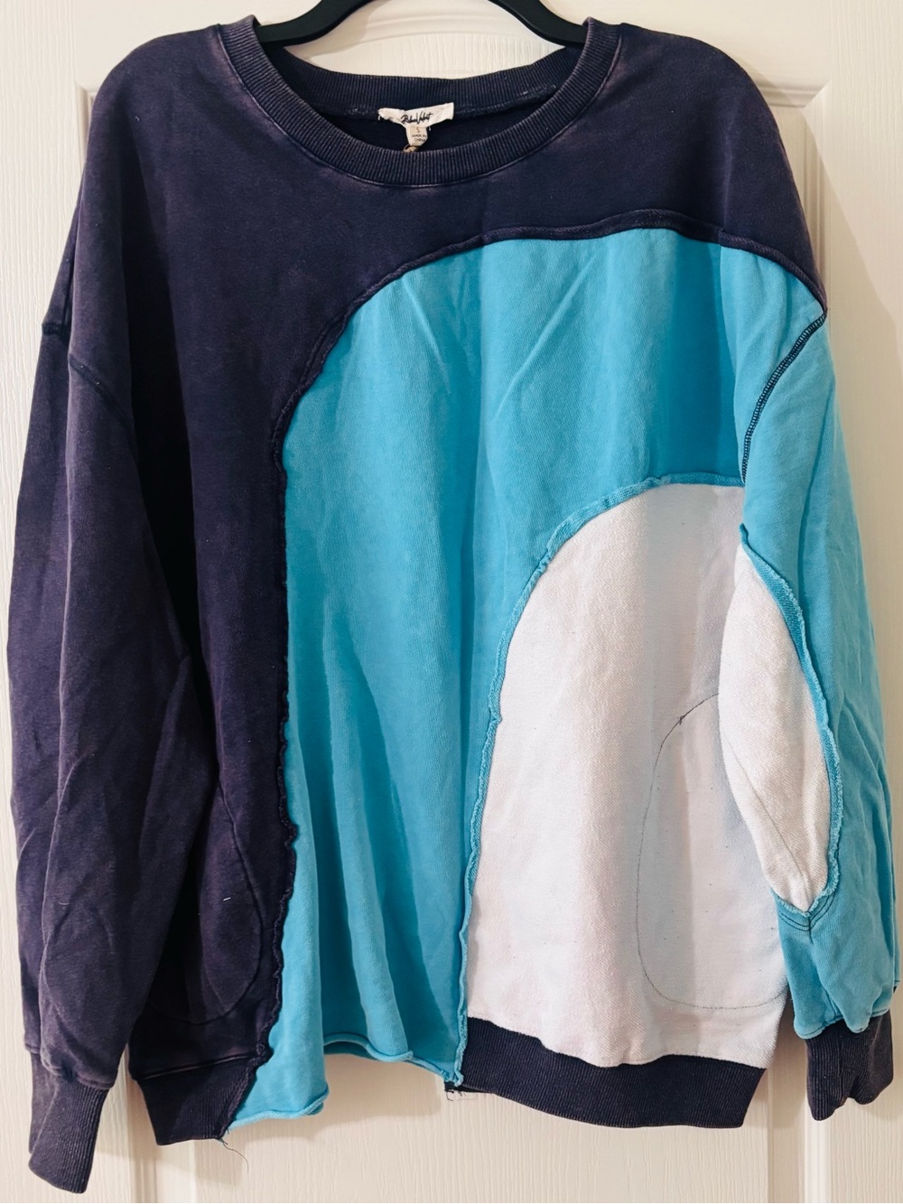 NWT Blue Velvet Oversized Color Block Sweatshirt Navy Turquoise White S - Picture 2 of 7